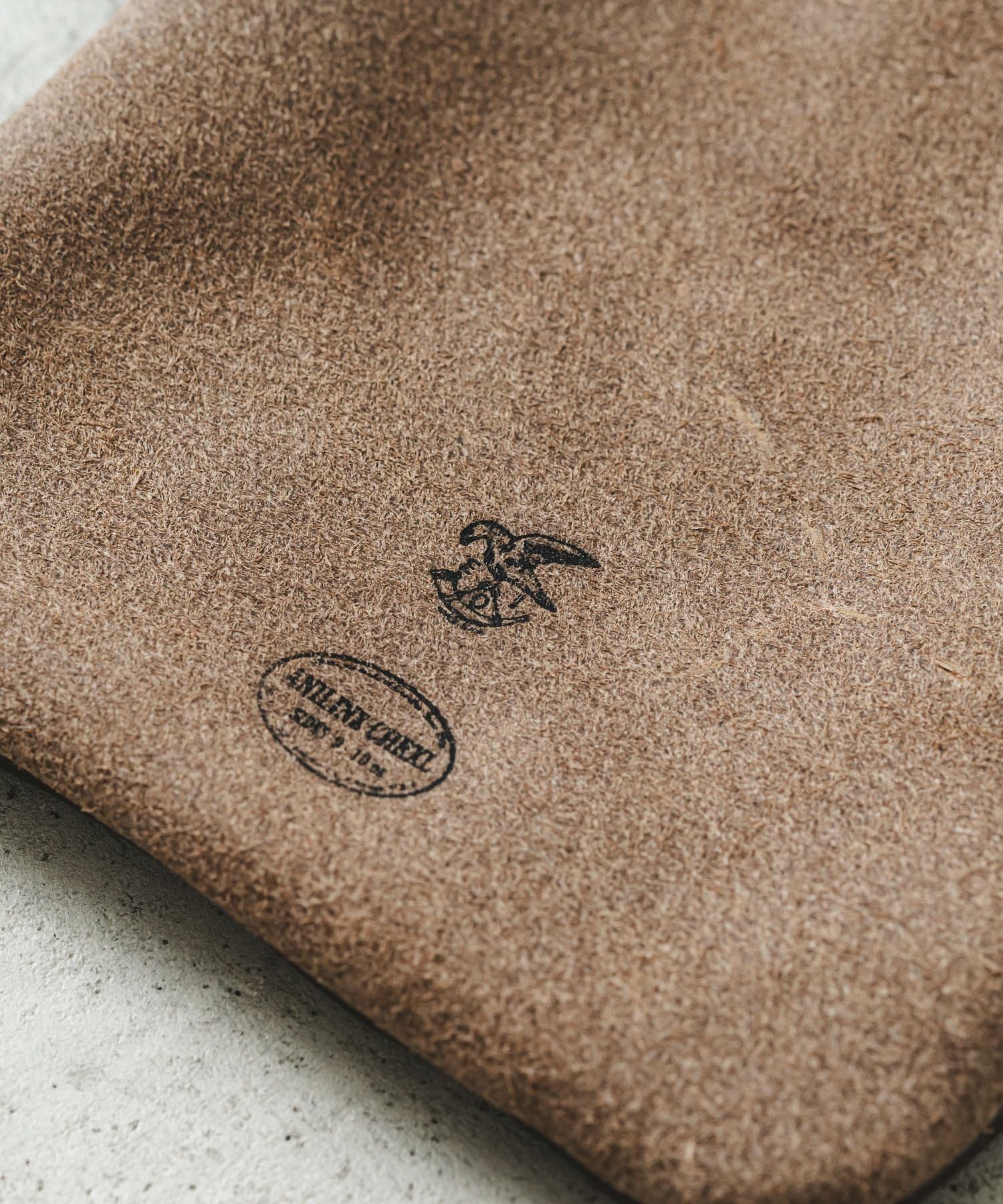 HORWEEN CHROMEXCEL LEATHER /TINY SACOCHE【WEB限定】 | quadro