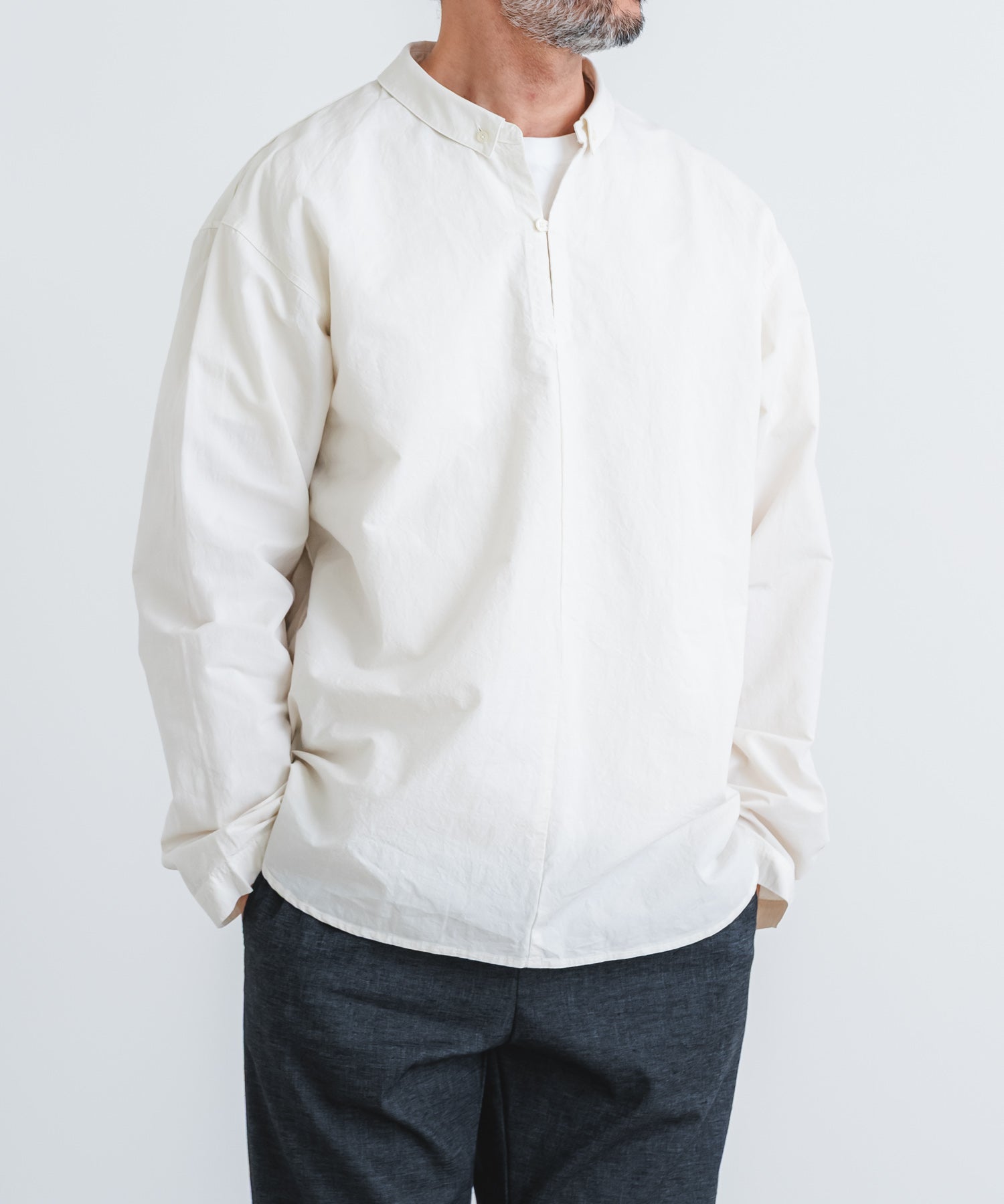 NOBLE スキッパー シャツ ドロップ ショルダー オフホワイト イージーケアコットンスキッパーシャツ（シャツ／ブラウス）｜NOBLE