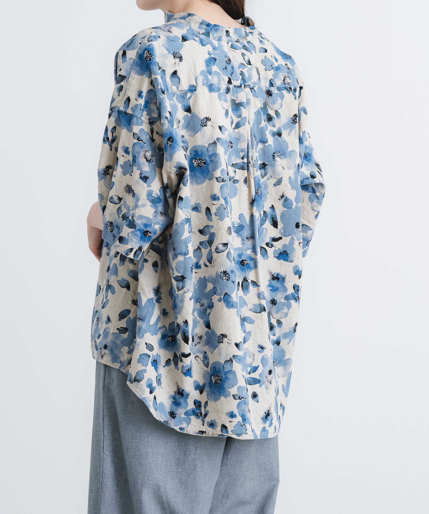 竺仙 綿 花柄 水色系 シミあり 綿麻シーチング花柄pt5分袖スタンドカラーワイドシャツ【WOMEN