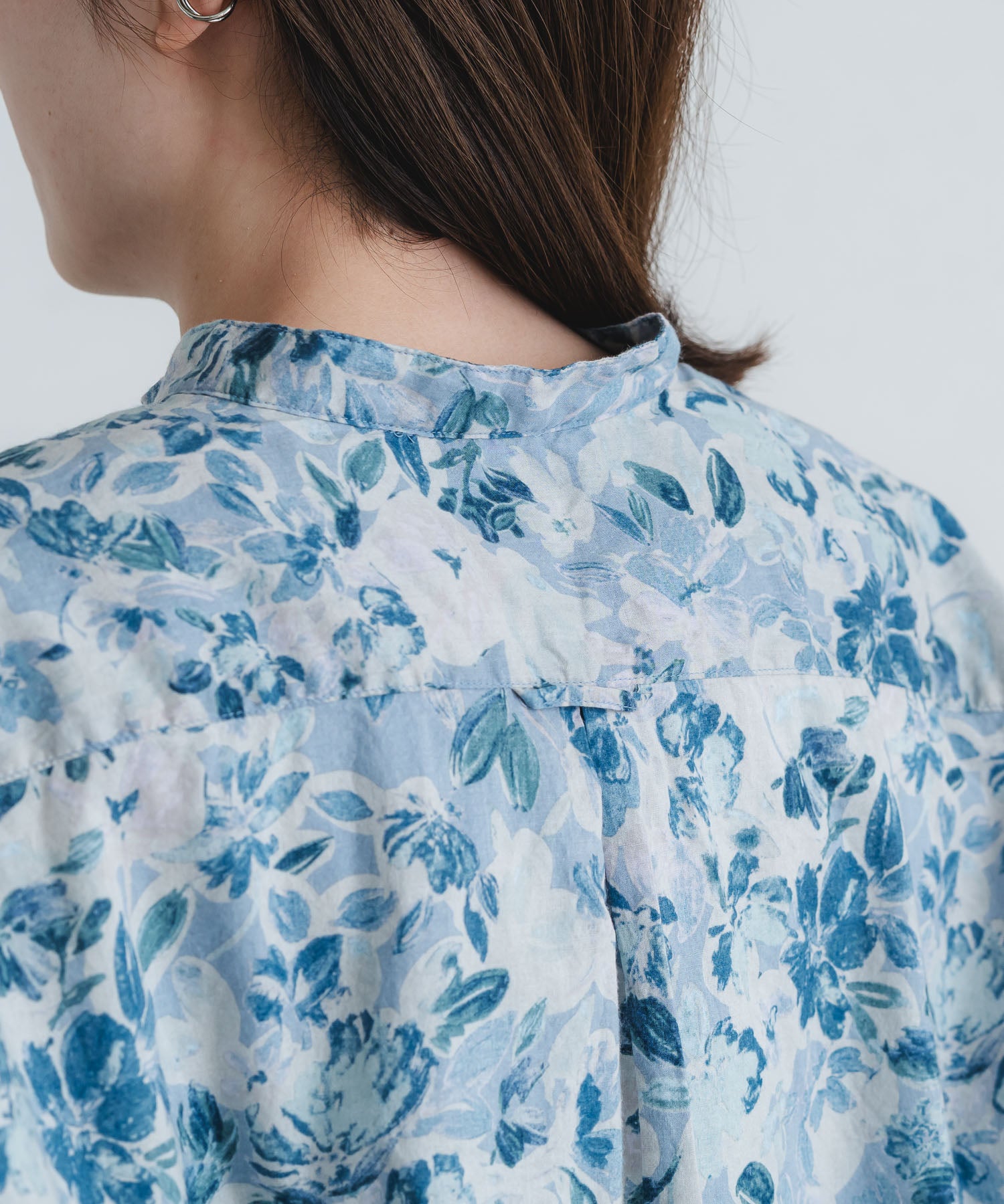60ローン花柄pt5分袖スタンドカラーワイドシャツ【WOMEN】 | quadro