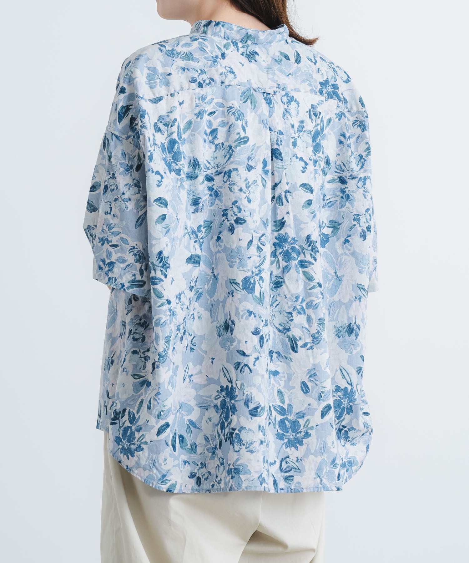60ローン花柄pt5分袖スタンドカラーワイドシャツ【WOMEN】 | quadro