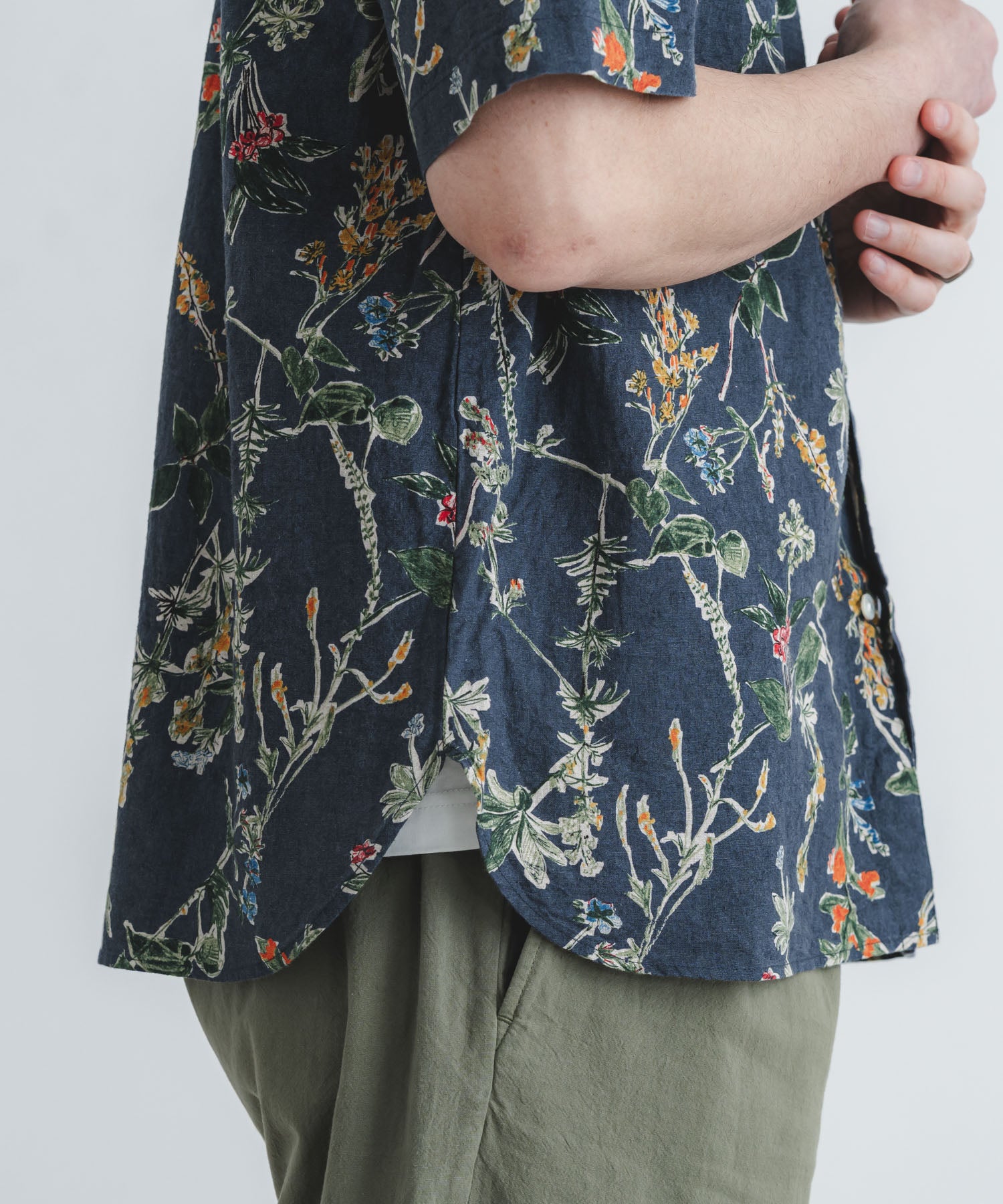 綿麻シーチング花柄pt BD半袖シャツ【MEN】 | quadro (クオドロ) 公式
