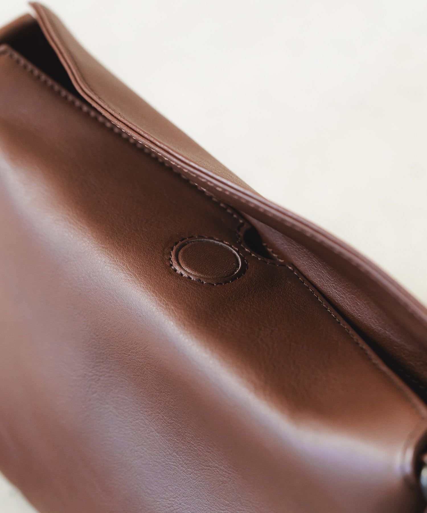 high grade leather mini shoulder bag | quadro (クオドロ) 公式